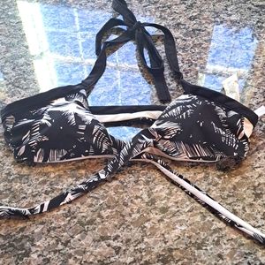 Fabletics bikini top